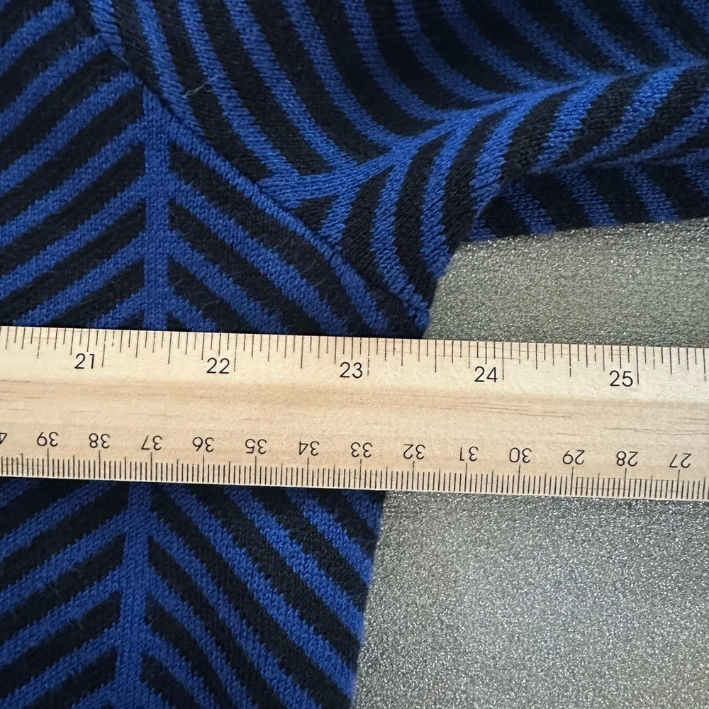 Investments beautiful knit